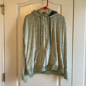 L LuLaRoe Bethany. Never worn. Mint leopard.